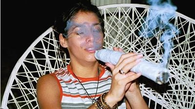 «الجوزة من حق الزوجة» دخان مراتك عليك و«كله بالشرع»