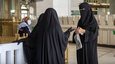 دور كبير للمرأة السعودية في خدمة حجاج بيت الله الحرام