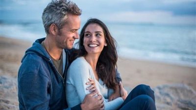 سر انجذاب الفتيات للرجل الأربعيني «وقور وحكيم»