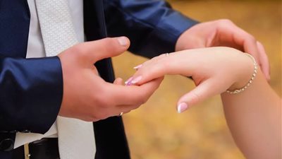 سنة أُولى زواج.. بين أحلام الرومانسية وواقع المشكلات