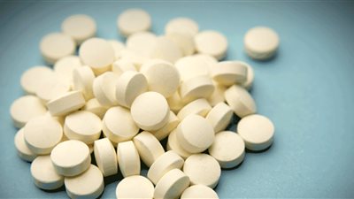 الأمن السعودي يحبط محاولة تهريب 230 ألف حبة كبتاجون في الجبنة والزعتر