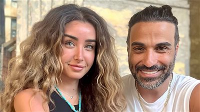 أحمد فهمي: صوت هنا الزاهد مش لايق على شكلها (فيديو)