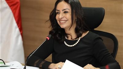 المجلس القومي للمرأة يقدم 10 منح دراسية للفتيات