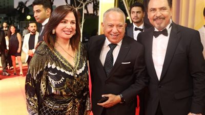 نجمات الفن يُزيّن افتتاح المهرجان القومي للمسرح