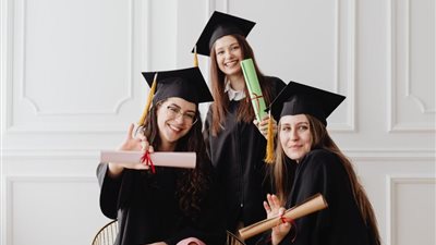 رواد السوشيال ميديا يحتفلون بنتائج الثانوية العامة 2023 «زغاريد ومنشورات تهنئة»