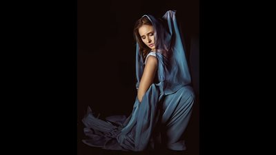 هل غابت نيللي كريم عن العرض الخاص لفيلم «ع الزيرو» بسبب خلافات مع محمد رمضان