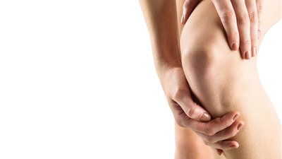 4 خطوات للتخلص من إسمرار الركبتين والمناطق الحساسة