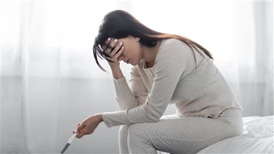 طبيبة تكشف عن أبرز أسباب الإصابة بالعقم عند النساء 