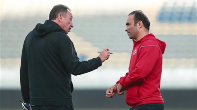 أحمد موسى: الدنيا مقلوبة بعد إقالة سيد عبد الحفيظ مدير الكرة بالنادي الأهلي (فيديو)