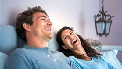 3 تصرفات للرجل تجعل المرأة سعيدة في حياتها معاه 