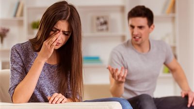 3 نصائح ذهبية للتعامل مع الزوج العصبي