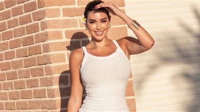 ياسمي صبري تلهب الجمهور بإطلالة ساحرة (صور)