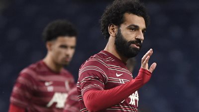 هل ينتقل محمد صلاح للدوري السعودي مقابل 8.5 مليار جنيه؟ وكيله يفجر مفاجأة