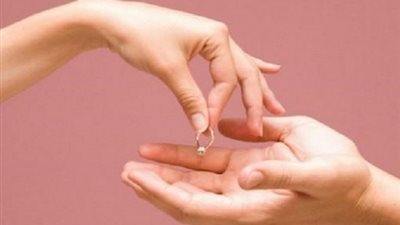 معاناة زوجة أمام محكمة الأسرة (فتش عن الصديقة)