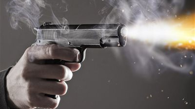 3 أشقاء يقتلون شابا بسبب الثأر «انتقموا منه بعد سجنه 10 سنوات» 