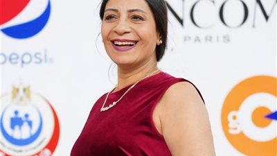 عفاف مصطفى تكشف القصة الكاملة لطرد محمد رمضان من منزل عادل إمام