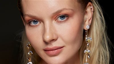 ودعي الصيف بمكياج برونزي جذاب