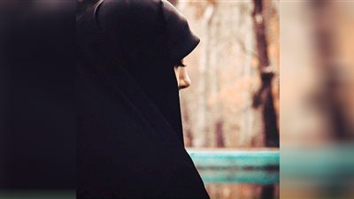 الإفتاء توضح المدة الشرعية للحداد والممنوعات على النساء فيه