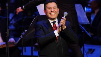 هاني شاكر يخطف الأنظار بحفل استثنائي في مهرجان القلعة (صور)