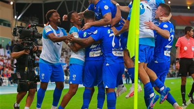 أهداف مباراة الاتحاد والهلال وريمونتادا تاريخية للزعيم (فيديو)