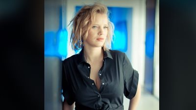 10 صور جذابة للجميلة جوانا كوليغ بطلة «Cold War» 