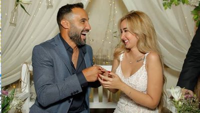 أول رد من هنا الزاهد وأحمد فهمي على أنباء انفصالهما (فيديو)