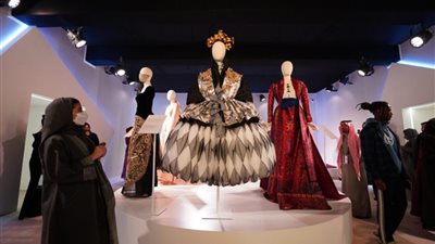 إتاحة عرض أزياء حي عبر منصة أبدع للمصممات السعوديات