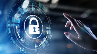 50 امرأة كويتية في مهمة خاصة  للتدريب على الأمن السيبراني