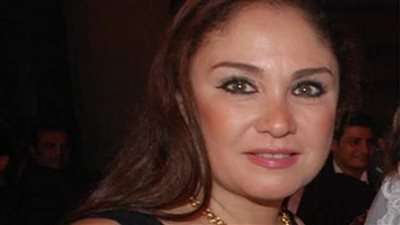 شيرين تكشف حقيقة مرض عادل إمام بالزهايمر (فيديو)