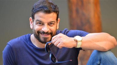 نجوم الفن ينعون أشرف مصيلحي بكلمات مؤثرة