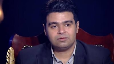 وفاة والدة الفنان إسلام إبراهيم ونجوم الفن ينعونها