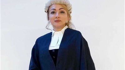 سها جندي تهنئ جيهان الحسيني أول مصرية تلقب بمدعي عام في بريطانيا