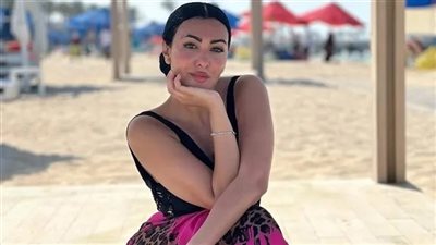 ميريهان حسين مفعمة بالأنوثة والجاذبية في ظهور جديد 