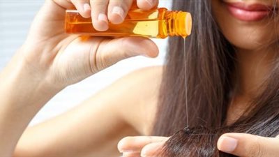 ماذا يحدث عندما تتركين الزيت على شعرك طوال الليل؟