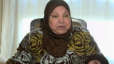 سعاد صالح تفجر مفاجأة حول حق المرأة طلب الطلاق فى حالة خيانة زوجها (فيديو)