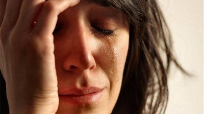 بشرى يحملها تفسير حلم البكاء مع الحزن للفتاة العزباء