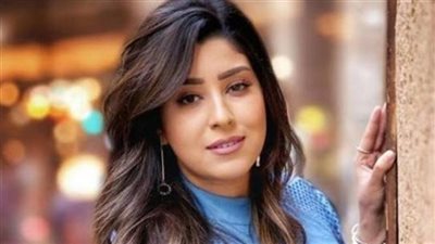 أيتن عامر تروج للموسم الجديد من مسلسلها عنبر 6 (فيديو)