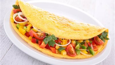 طريقة عمل الأومليت بخطوات سهلة وسريعة