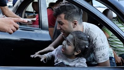 نفاد الخبز والمياه في غزة وسط استمرار جرائم الاحتلال الوحشية 