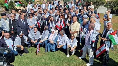 وليد توفيق يقود وقفة تضامنية مع أهالي غزة في لبنان (صور)