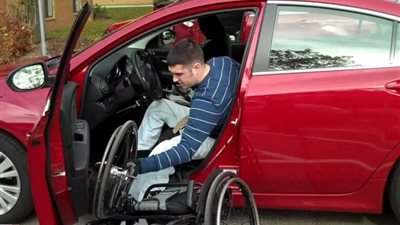 مستريح العجوزة نصب على ذوي الهمم لاستيراد سيارات المعاقين وهرب بـ5 ملايين جنيه