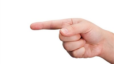  5 أماكن في جسمك لا تضعي إصبعك فيها (إنفوجراف)