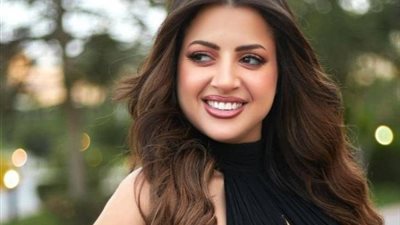 منى فاروق تحرر محضر سب وقذف ضد صديقها لسبب صادم