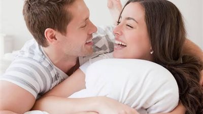5 طرق لتصبح المرأة جريئة في الفراش «افهمي احتياجاته»