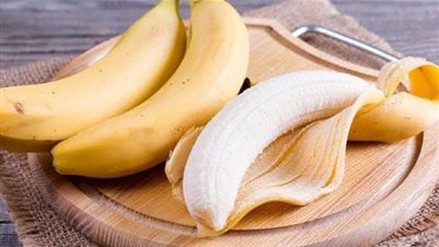 4 فوائد مذهلة لقشور الموز «تعزز نمو الشعر»