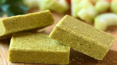 طريقة عمل مكعبات مرقة الدجاج في المطبخ أحسن من شرائها 