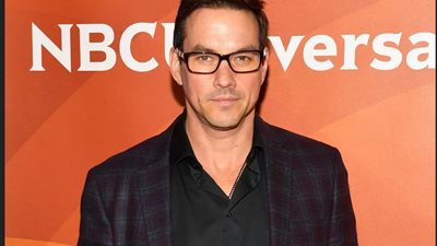 وفاة النجم العالمي تايلر كريستوفر بأزمة قلبية