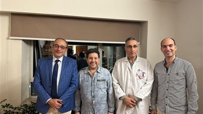 أول تعليق من هاني شاكر بعد خضوعه لعملية جراحية