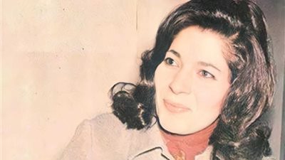 لميعة عباس عمارة | شاعرة عراقية من أعمدة الشعر العربي المعاصر