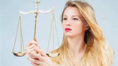 صفات امرأة برج الميزان | سحر وذكاء وقيادة